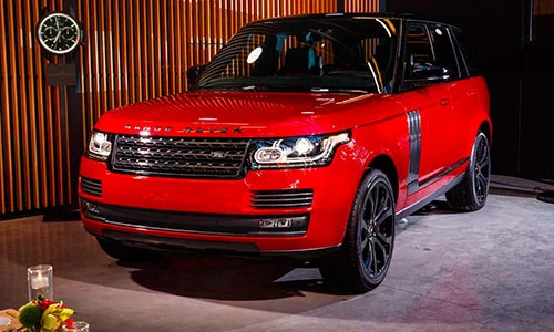 Range Rover SVAutobiography et Zenith El Primero Chronograph