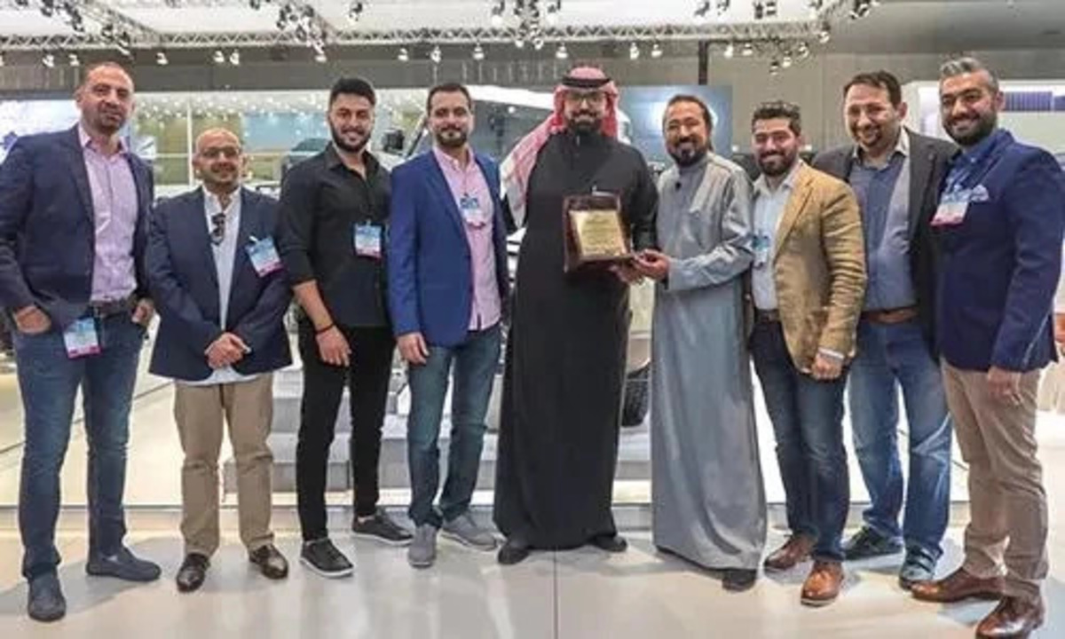 Jaguar Land Rover à Dubai - Salman Sultan élu meilleur Directeur des ...