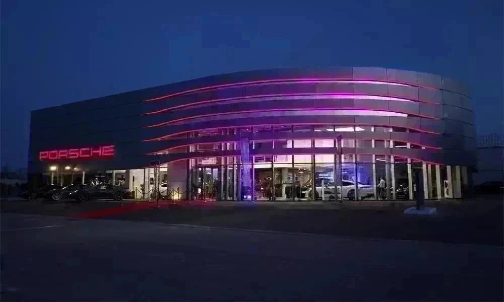 Porsche Centre Tunis : Une Nouvelle ère avec l'Ouverture du Showroom Rénové à La Goulette le 31 Janvier 2025