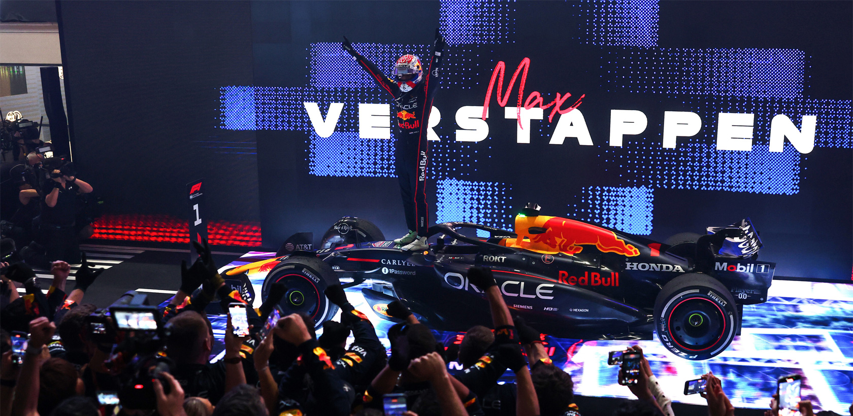 Grand Prix du Qatar : Victoire Stratégique de Verstappen, le Titre se jouera à Trois à Abu Dhabi